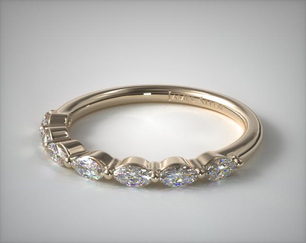Кольцо с бриллиантом Marquise из желтого золота 18 карат с общим зубцом