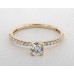 Помолвочное кольцо из желтого золота 14 карат с миниатюрным бриллиантом Pave Crown