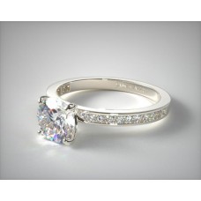Платиновое обручальное кольцо с бриллиантами огранки «принцесса»