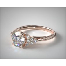 Помолвочное кольцо из 14-каратного розового золота с бриллиантом и шевроном